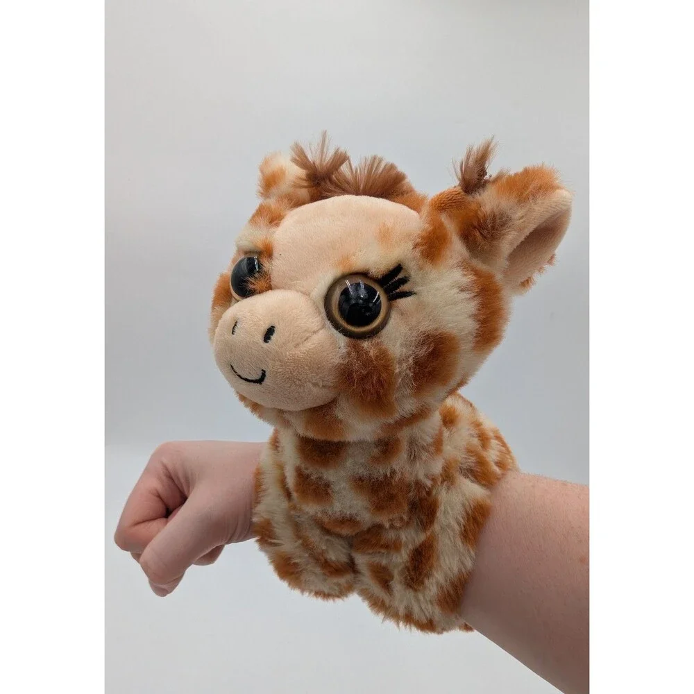 Vintage 1994 The Petting Zoo Slap Bracelet Plush Bison Giraffe Wildlife Lot Set